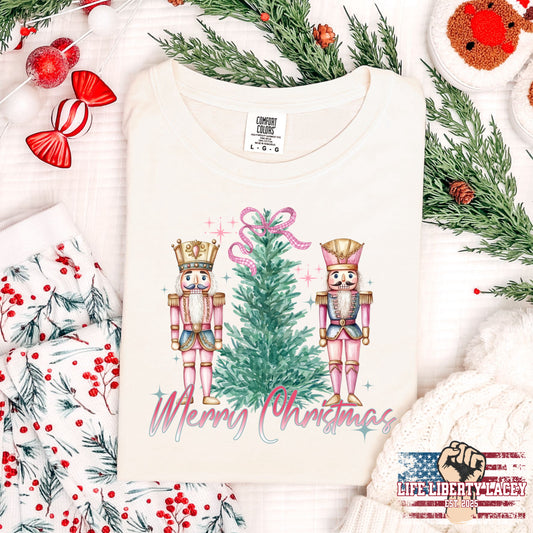 (LIFE LIBERTY LACEY) NUTCRACKERS MERRY